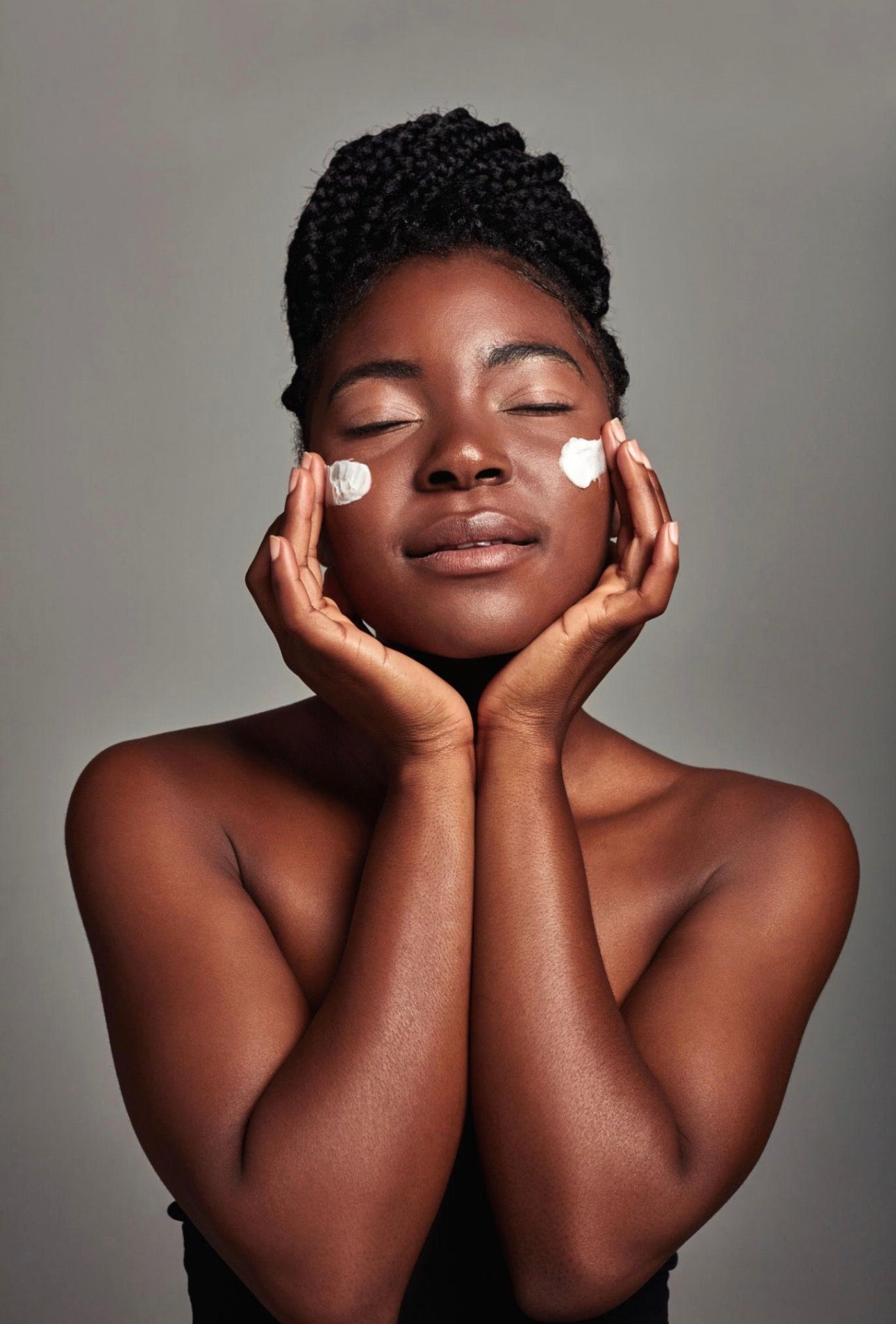 Problèmes de Peau Noire : Coaching Personnalisé pour un Teint Eclatant MJS BEAUTY COSMETIC